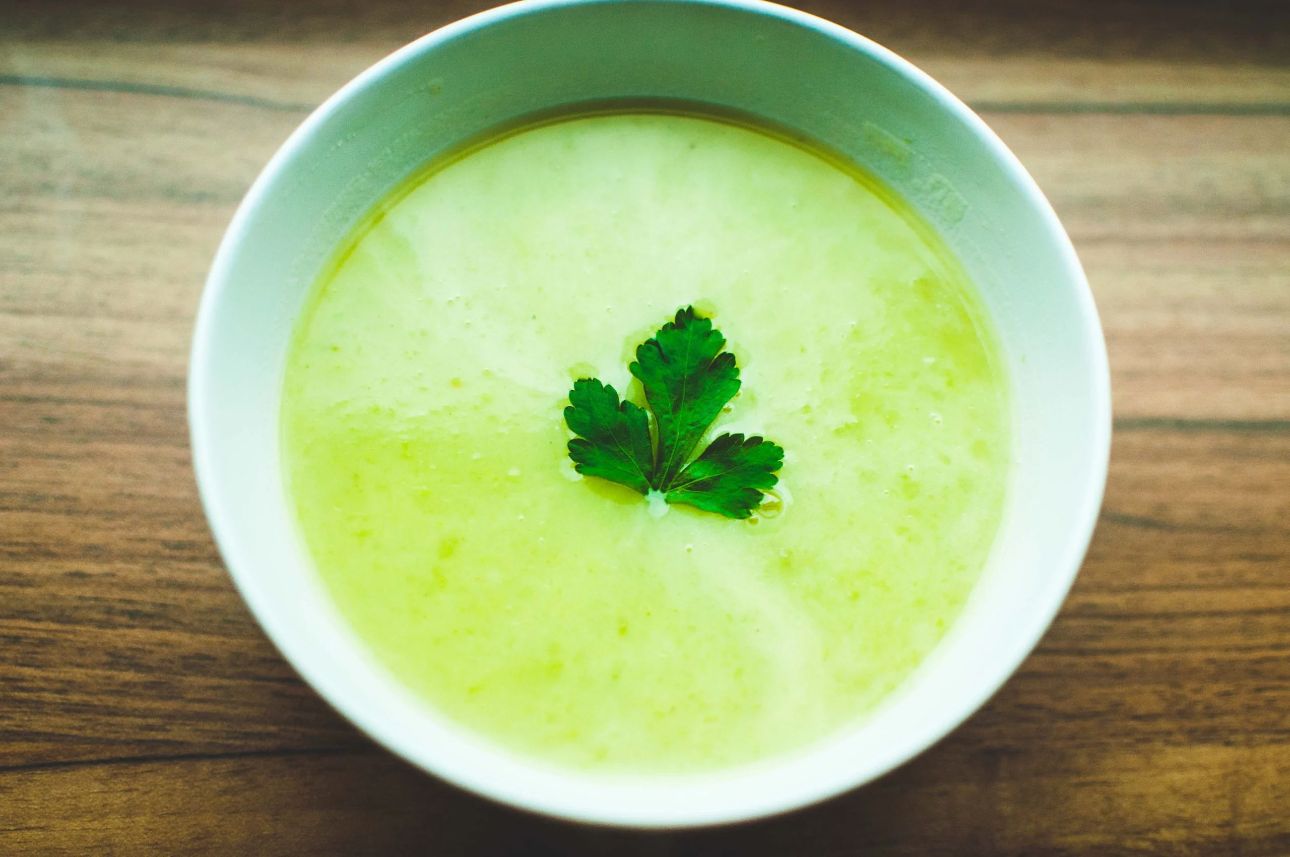Σούπα με μπρόκολο και φέτα: Εύκολη και γρήγορη συνταγή