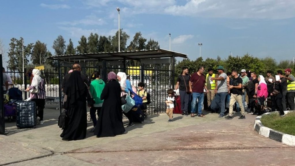 WSJ: Η Αίγυπτος οικοδομεί κλειστό καταυλισμό στην έρημο του Σινά αν αναμονή μαζικής εξόδου Παλαιστινίων