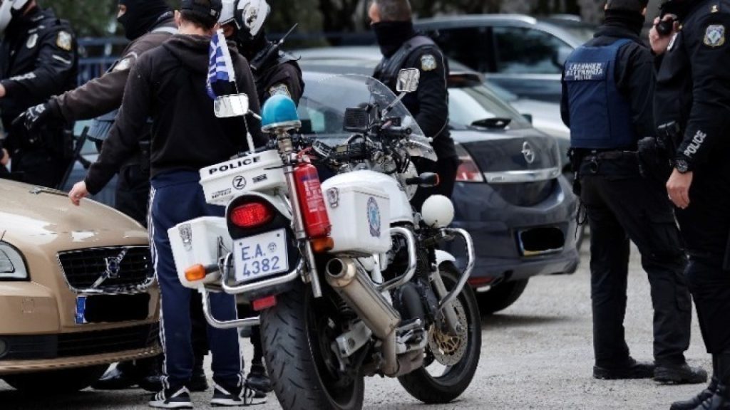 Προτροπή της ΕΛΑΣ να αποφύγουν οι οδηγοί τις μετακινήσεις στο κέντρο της Αθήνας