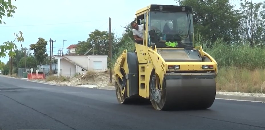 Ξεκίνησαν οι εργασίες για την ασφαλτόστρωση στον δρόμο Σέρρες Μητρούσι- video