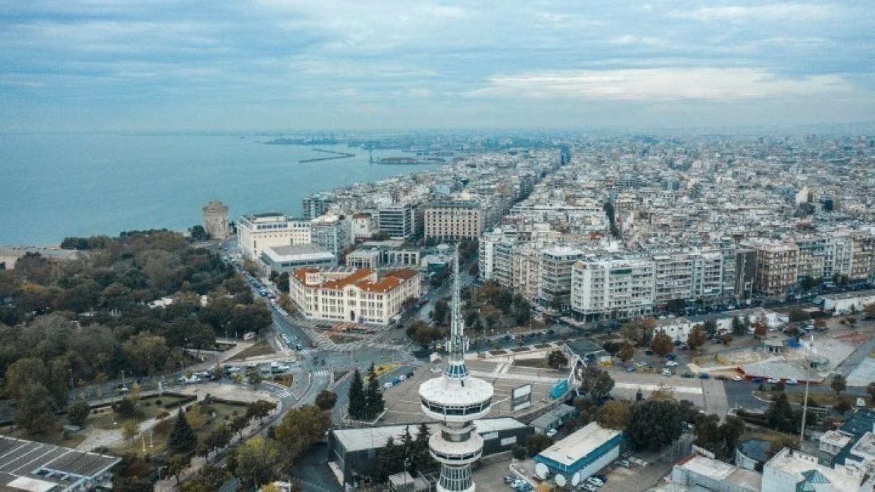 Όλα τα προγράμματα του υπ. Κοινωνικής Συνοχής για την αντιμετώπιση της στεγαστικής κρίσης